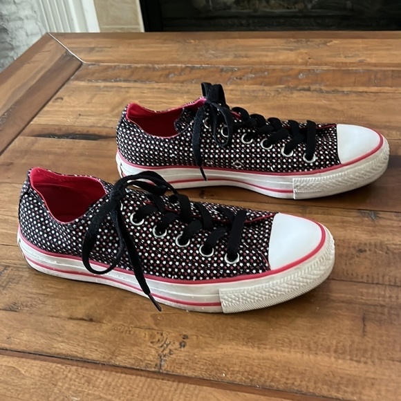 CONVERSE All Stars, size 8 - Picture 2 of 10